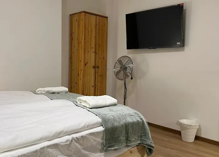 Apartamento Simple Private In 3br Shared Apartment, Well Connected Location Viena