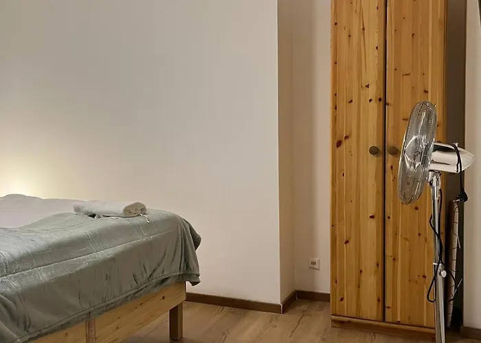 Apartamento Simple Private In 3br Shared Apartment, Well Connected Location